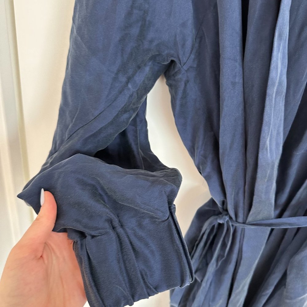Lunya Washable Silk Robe SZ 1X Deep Blue Hypoallergenic Removable Belt - Picture 3 of 7